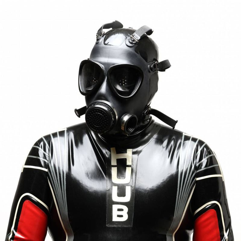 XTRM Military Adjustable Strap Rubber Gas Mask, Black