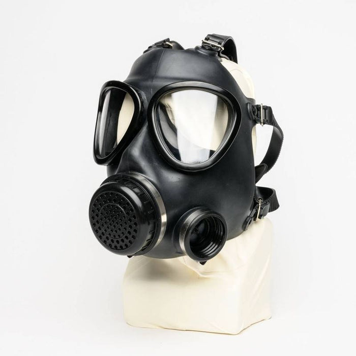 XTRM Military Adjustable Strap Rubber Gas Mask, Black