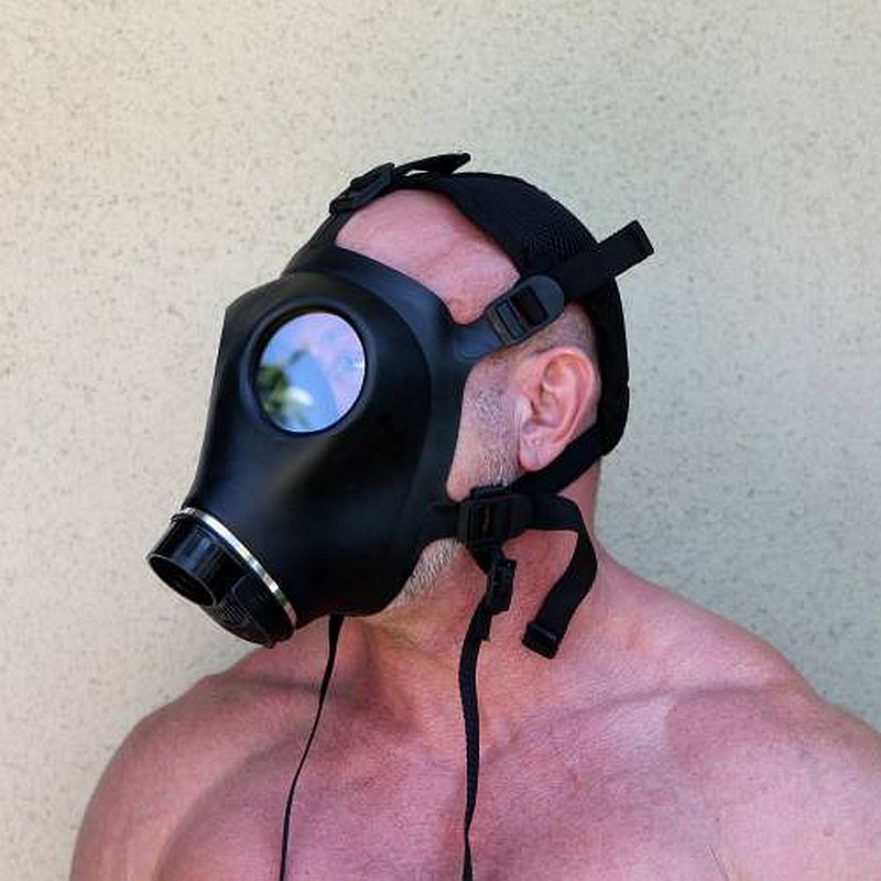 Sport Fucker Adjustable Rubber Gas Mask, Black