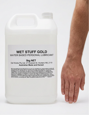 Wet Stuff Gold 5L with arm for scale
